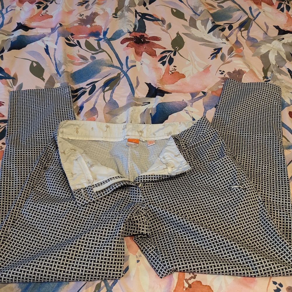 Women's Black and White Patterned Jeans